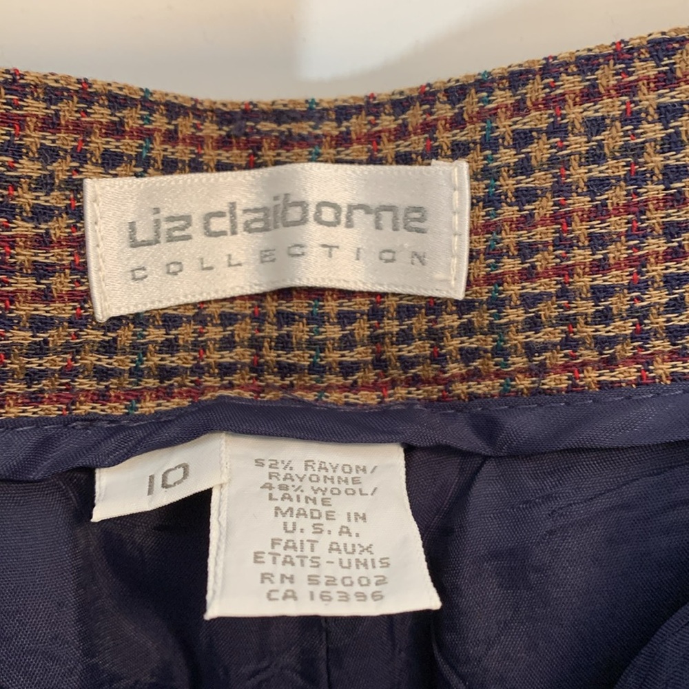 Vintage Liz Claiborne shorts - Picture 2 of 3